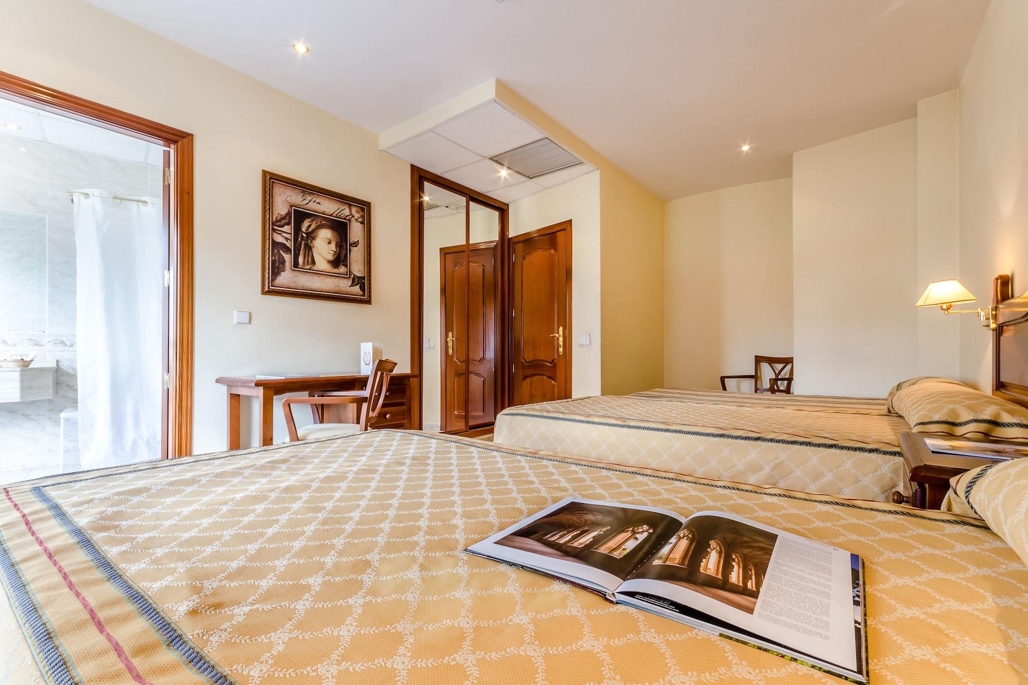 Roma Aurea Hotel Талавера де ла Рейна Екстериор снимка