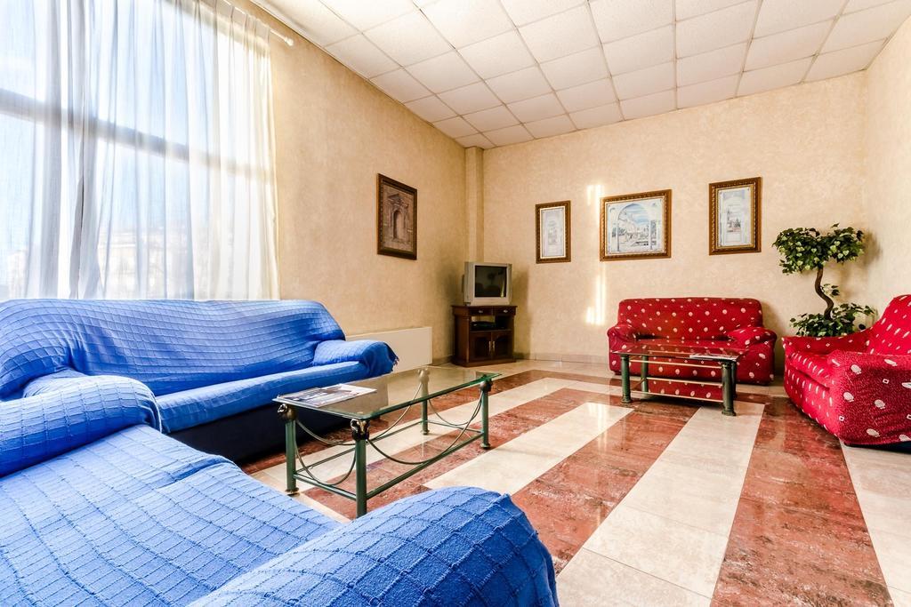 Roma Aurea Hotel Талавера де ла Рейна Екстериор снимка